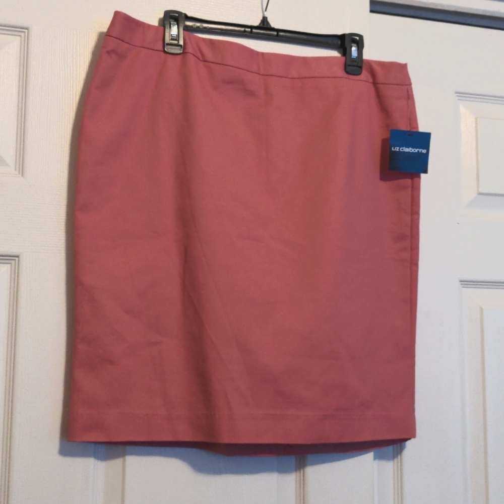 Pink straight skirt